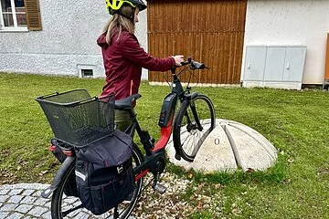 Fahrradständer am Radservice-Platz beim Stadtschloss