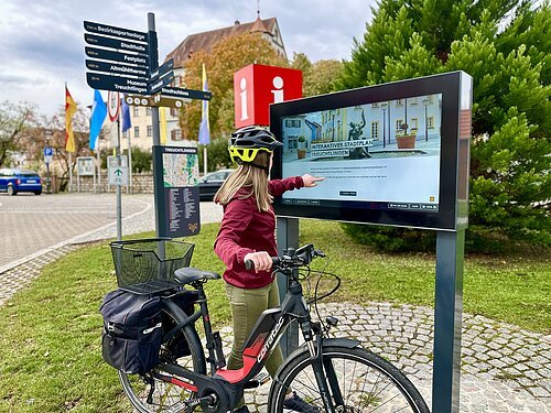 Infoterminal und Wegeleitsystem am Stadtschloss