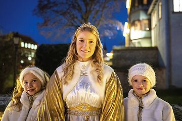 Treuchtlinger Schlossweihnacht - Christkind mit den beiden Engeln